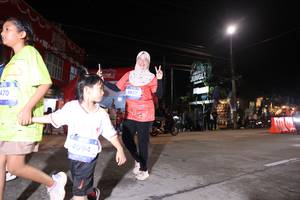 BIB: 470, 4094, 3832
                            <button type="button" onclick="openModal(26263514)" class="btn btn-primary btn-sm float-right btn-popup" data-toggle="modal" data-target=".modal-high-quality">
                        <i class="fas fa-shopping-cart"></i> Add to Cart
                    </button>
                                            <button type="button" onclick="isThisMe(26263514, true)" class="btn btn-success btn-sm float-right btn-popup btn-isme hidden" data-toggle="tooltip" data-placement="bottom" title="นี่คือรูปของคุณใช่ไหม คลิกที่นี่เพื่อเอาเข้าอัลบั้ม">
                        <i class="fas fa-plus"></i> Add to album
                    </button>
                    <button type="button" onclick="isThisMe(26263514, false)" class="btn btn-warning btn-sm float-right btn-popup btn-isnotme hidden">
                        <i class="fas fa-ban"></i> Remove from album
                    </button>